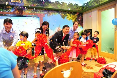 迪士尼英語武漢中心開業典禮剪彩儀式
