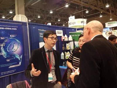 積極進(jìn)行海外宣傳，邀請(qǐng)海外專業(yè)買家